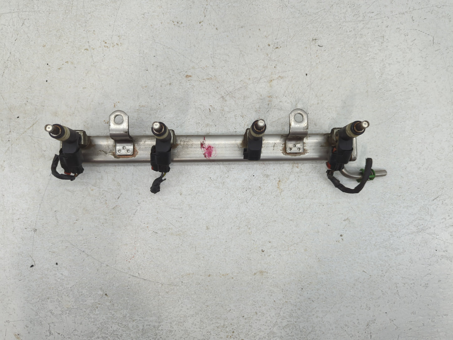 2009 Jeep Patriot Fuel Injectors P/N:04891575AA Fits OEM Used Auto Parts - Oemusedautoparts1.com