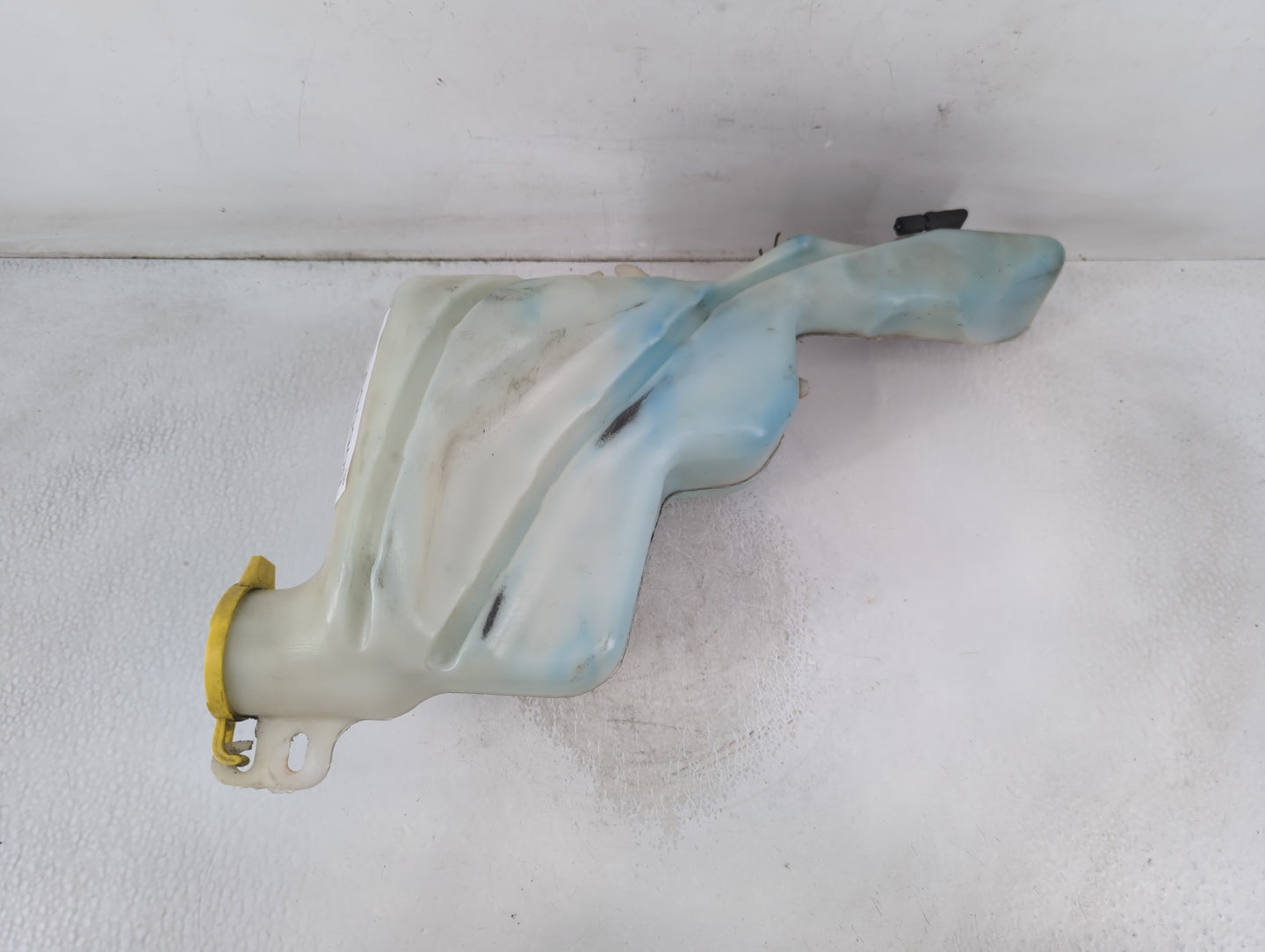 2007-2017 Jeep Patriot Windshield Washer Fluid Reservoir Bottle Oem - Oemusedautoparts1.com