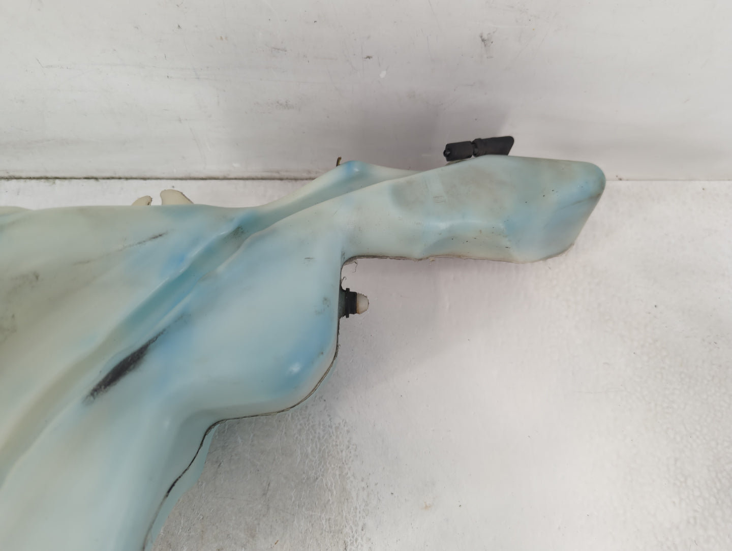2007-2017 Jeep Patriot Windshield Washer Fluid Reservoir Bottle Oem - Oemusedautoparts1.com