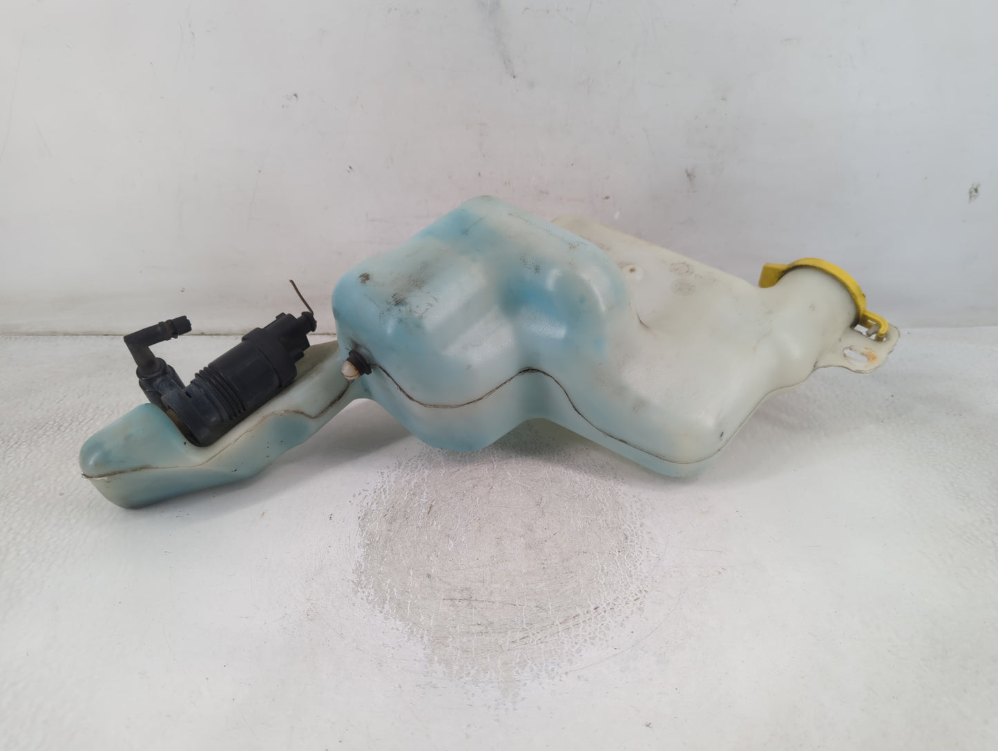 2007-2017 Jeep Patriot Windshield Washer Fluid Reservoir Bottle Oem - Oemusedautoparts1.com