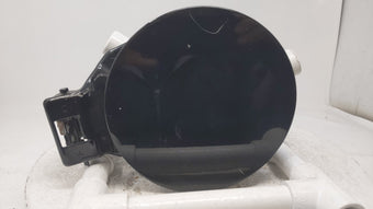 compare product 2009 Kia Borrego Fuel Tank Cover Gas Lid Black R8S19B10