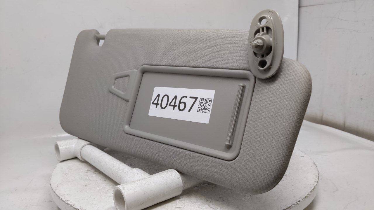 2009 Kia Forte Sun Visor Shade Replacement Passenger Right Mirror Fits OEM Used Auto Parts - Oemusedautoparts1.com