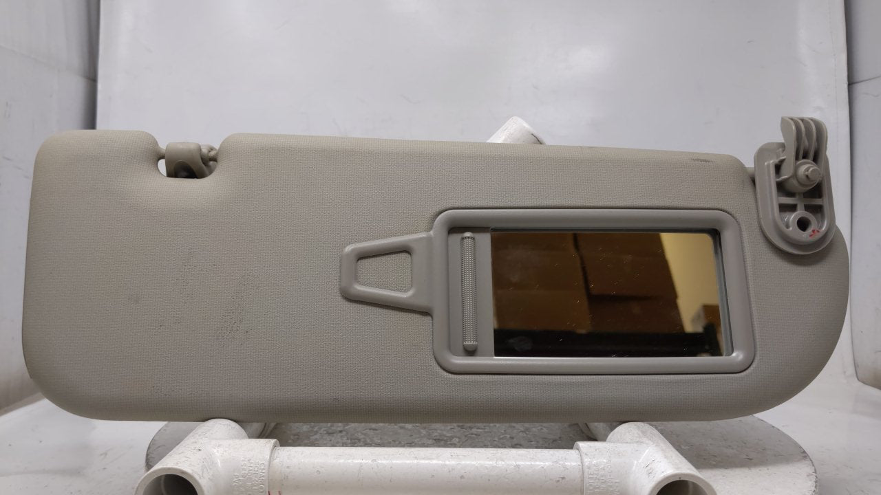 2009 Kia Forte Sun Visor Shade Replacement Passenger Right Mirror Fits OEM Used Auto Parts - Oemusedautoparts1.com