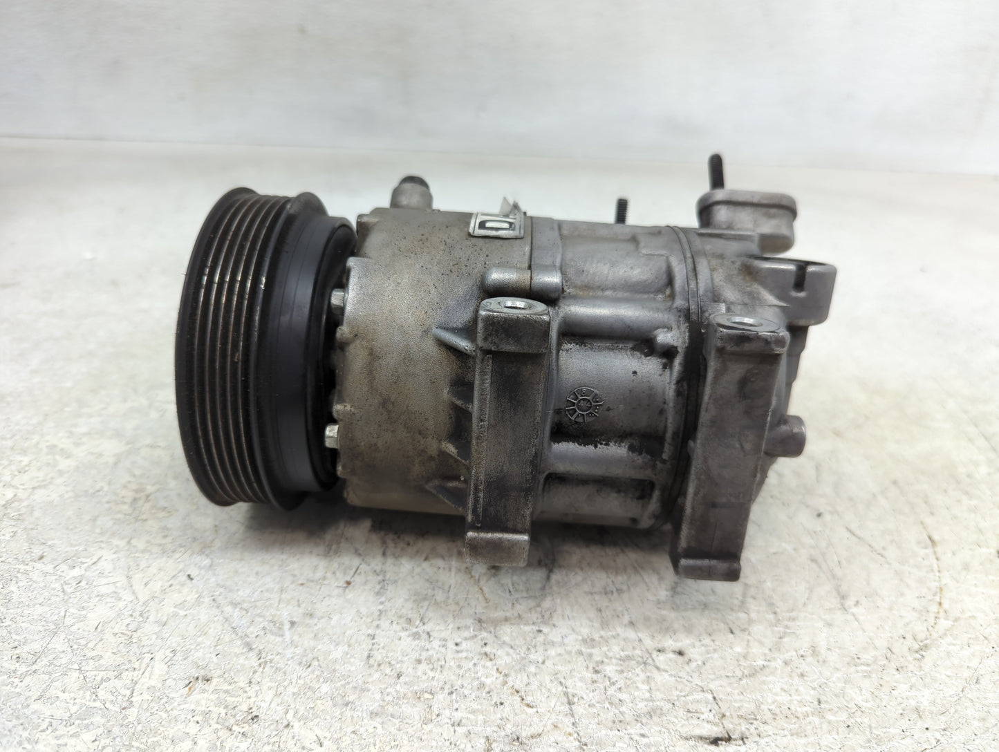 2009 Kia Optima Air Conditioning A/c Ac Compressor Oem - Oemusedautoparts1.com