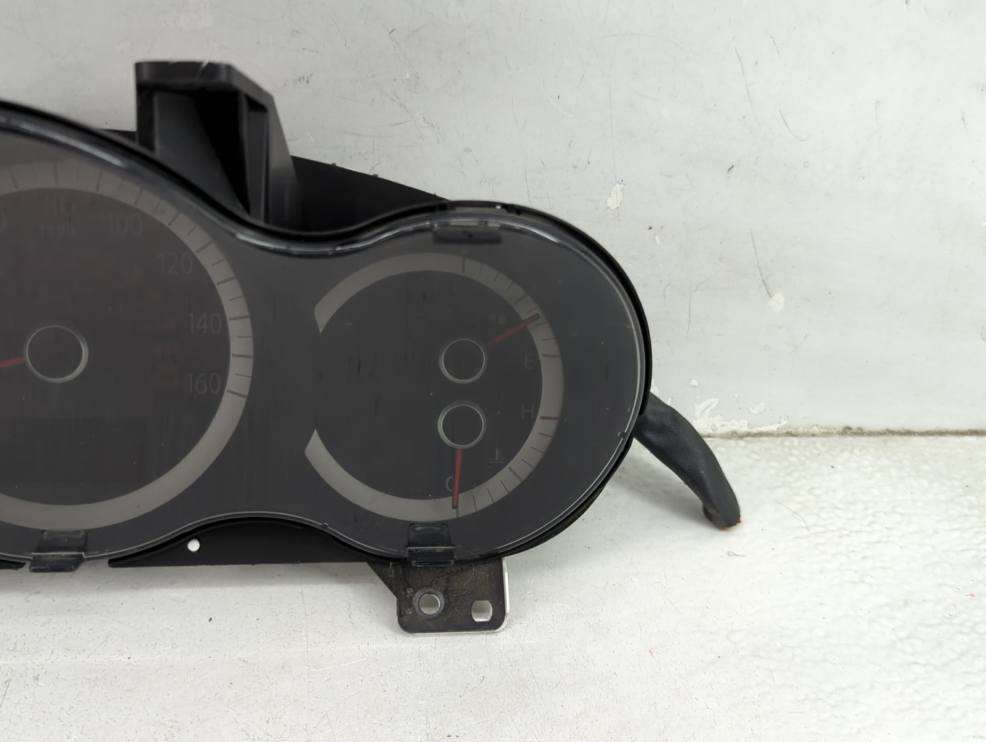 2009-2010 Kia Optima Instrument Cluster Speedometer Gauges P/N:94023-2G731 Miles: Fits Fits 2009 2010 OEM Used Auto Parts - 