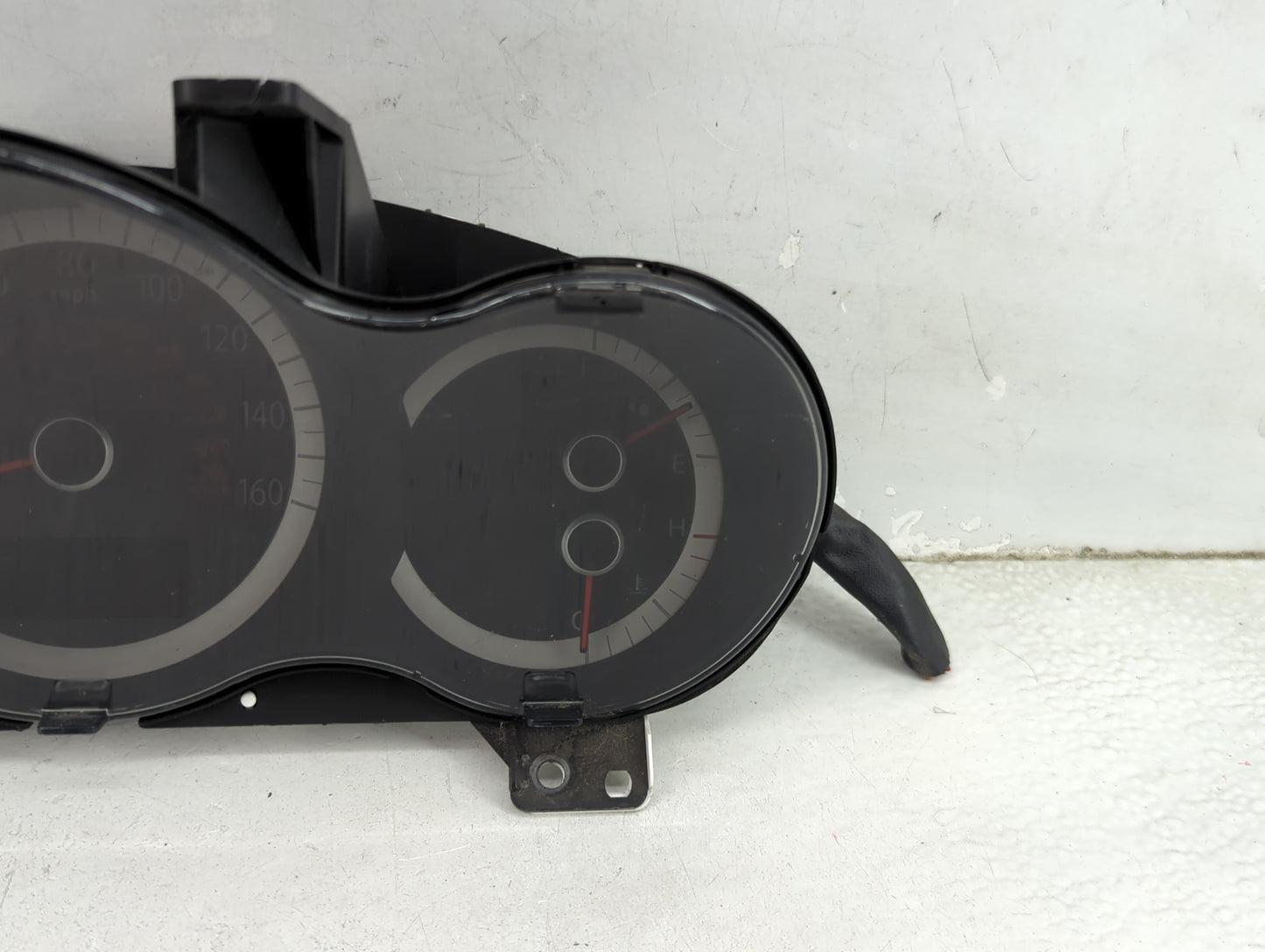 2009-2010 Kia Optima Instrument Cluster Speedometer Gauges P/N:94023-2G731 Miles: Fits Fits 2009 2010 OEM Used Auto Parts - 