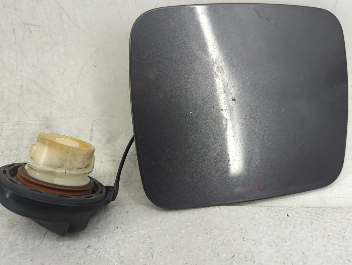 2009 Kia Optima Fuel Tank Door Lid Gas Tank Gray - Oemusedautoparts1.com