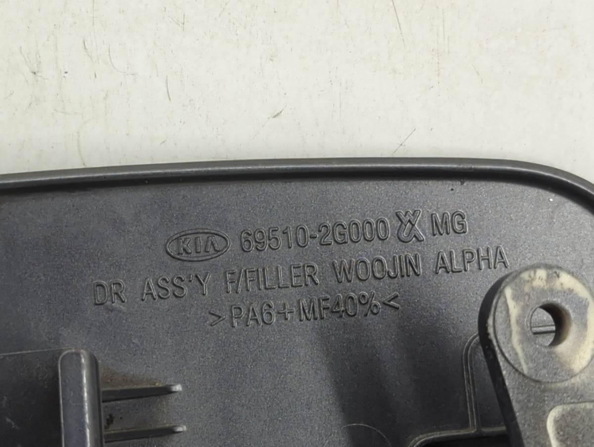 2009 Kia Optima Fuel Tank Door Lid Gas Tank Gray - Oemusedautoparts1.com
