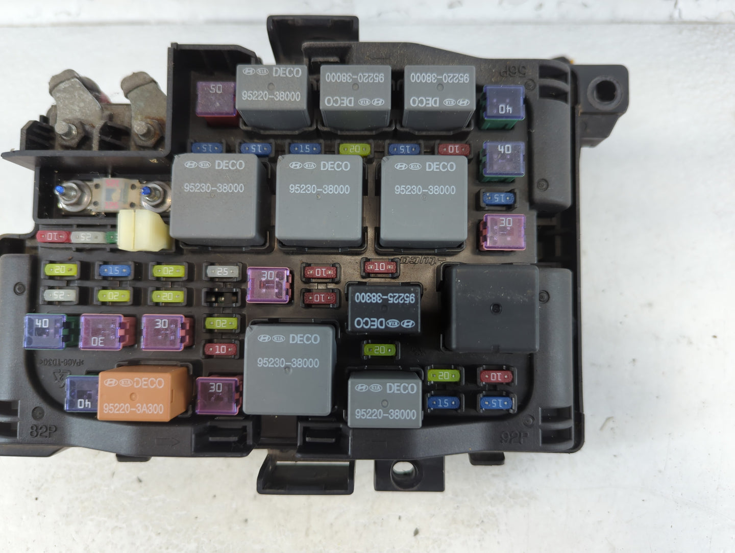 2009-2010 Kia Optima Fusebox Fuse Box Panel Relay Module P/N:91950-2G690 Fits Fits 2009 2010 OEM Used Auto Parts - Oemusedau