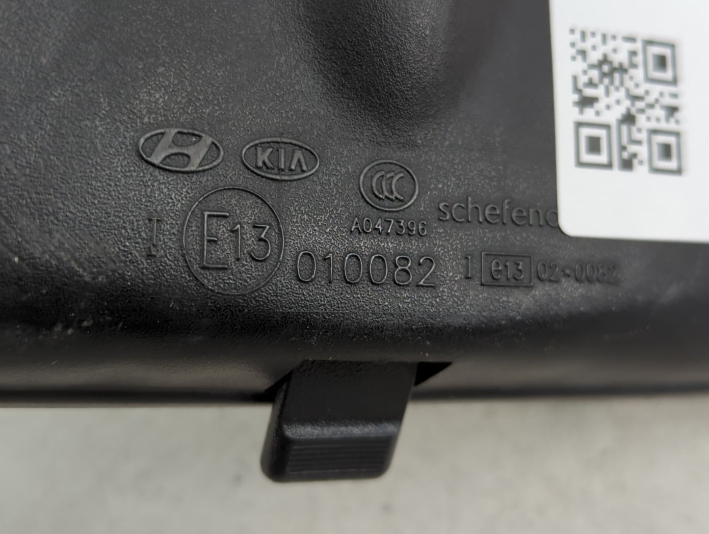 2006-2010 Kia Optima Interior Rear View Mirror Replacement OEM P/N:E13010082 Fits OEM Used Auto Parts - Oemusedautoparts1.co