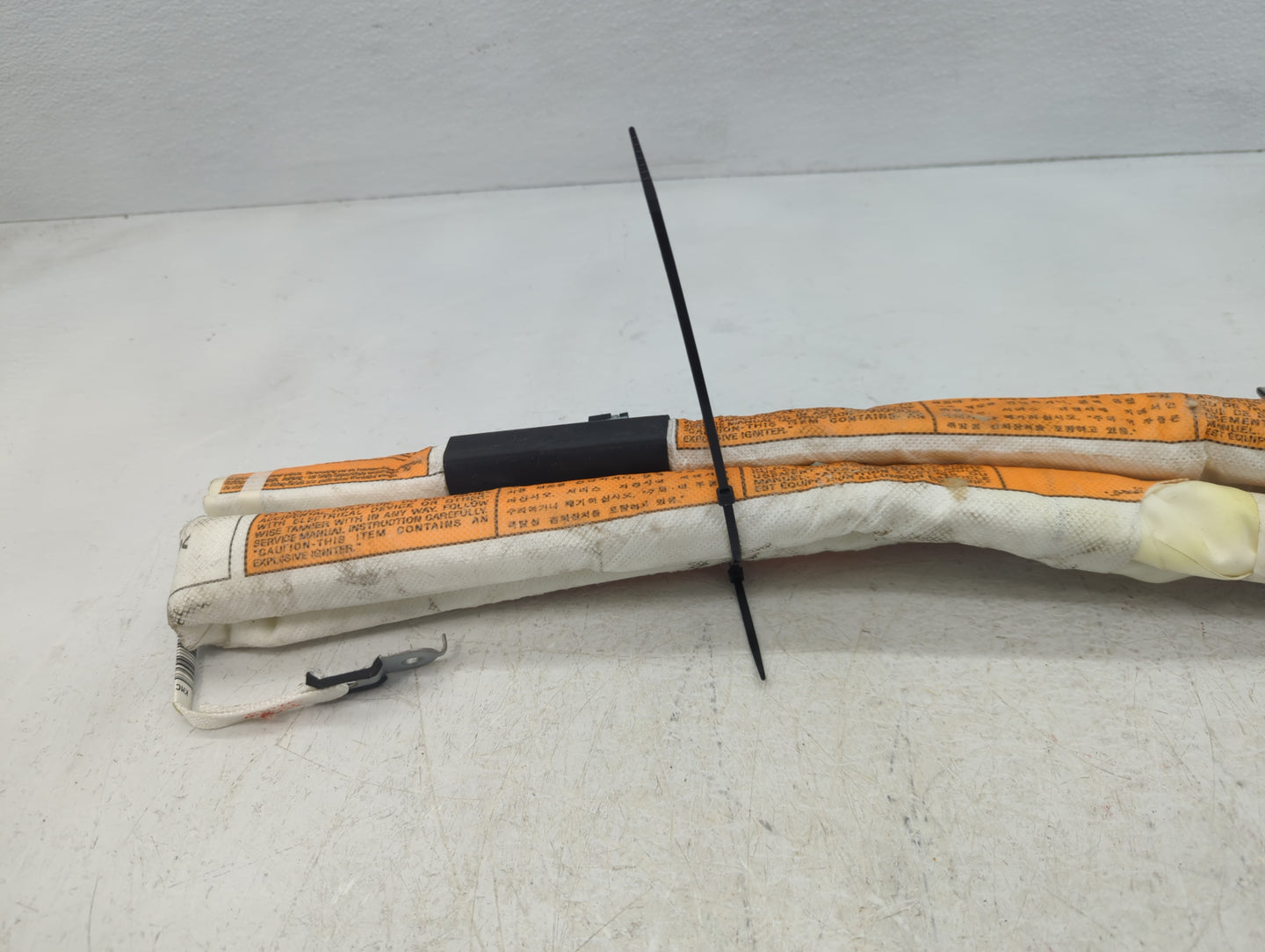2006-2010 Kia Optima Air Bag Rear Right Passenger Door - Oemusedautoparts1.com