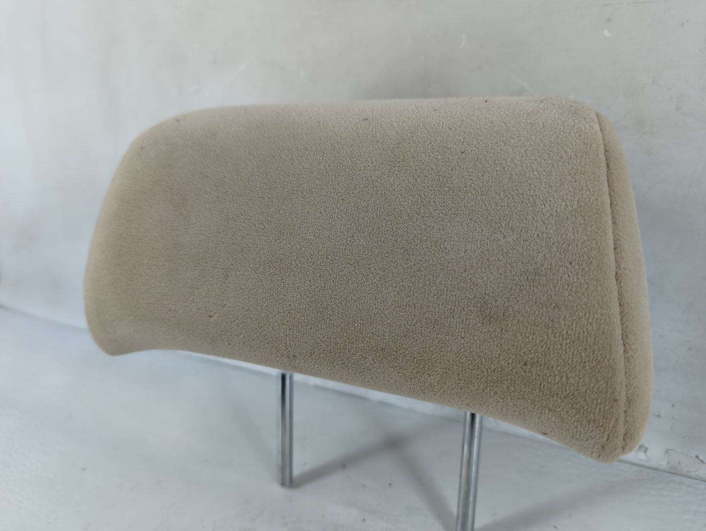 2009-2010 Kia Optima Headrest Head Rest Rear Seat Fits Fits 2009 2010 OEM Used Auto Parts - Oemusedautoparts1.com