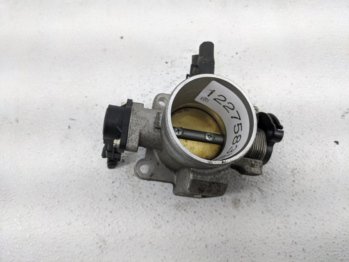 2006-2011 Kia Rio Throttle Body P/N:9 600 930 005 35170-26900 Fits Fits 2006 2007 2008 2009 2010 2011 OEM Used Auto Parts - 