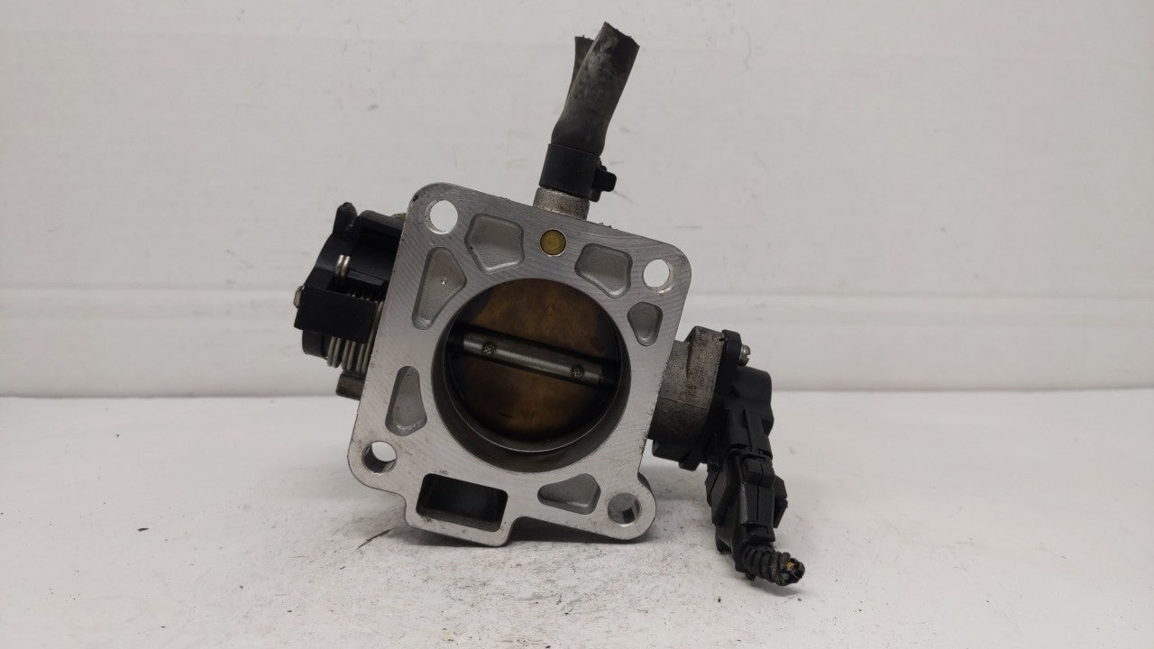 2006-2011 Kia Rio Throttle Body P/N:35170-26900 35100-26860 Fits Fits 2006 2007 2008 2009 2010 2011 OEM Used Auto Parts - Oe