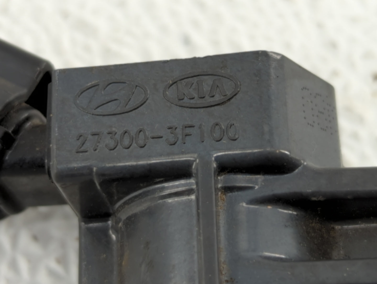 2009-2012 Kia Rondo Ignition Coil Igniter Pack - Oemusedautoparts1.com