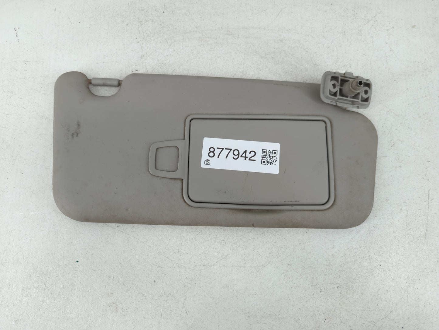 2007-2012 Kia Rondo Sun Visor Shade Replacement Passenger Right Mirror Fits Fits 2007 2008 2009 2010 2011 2012 OEM Used Auto