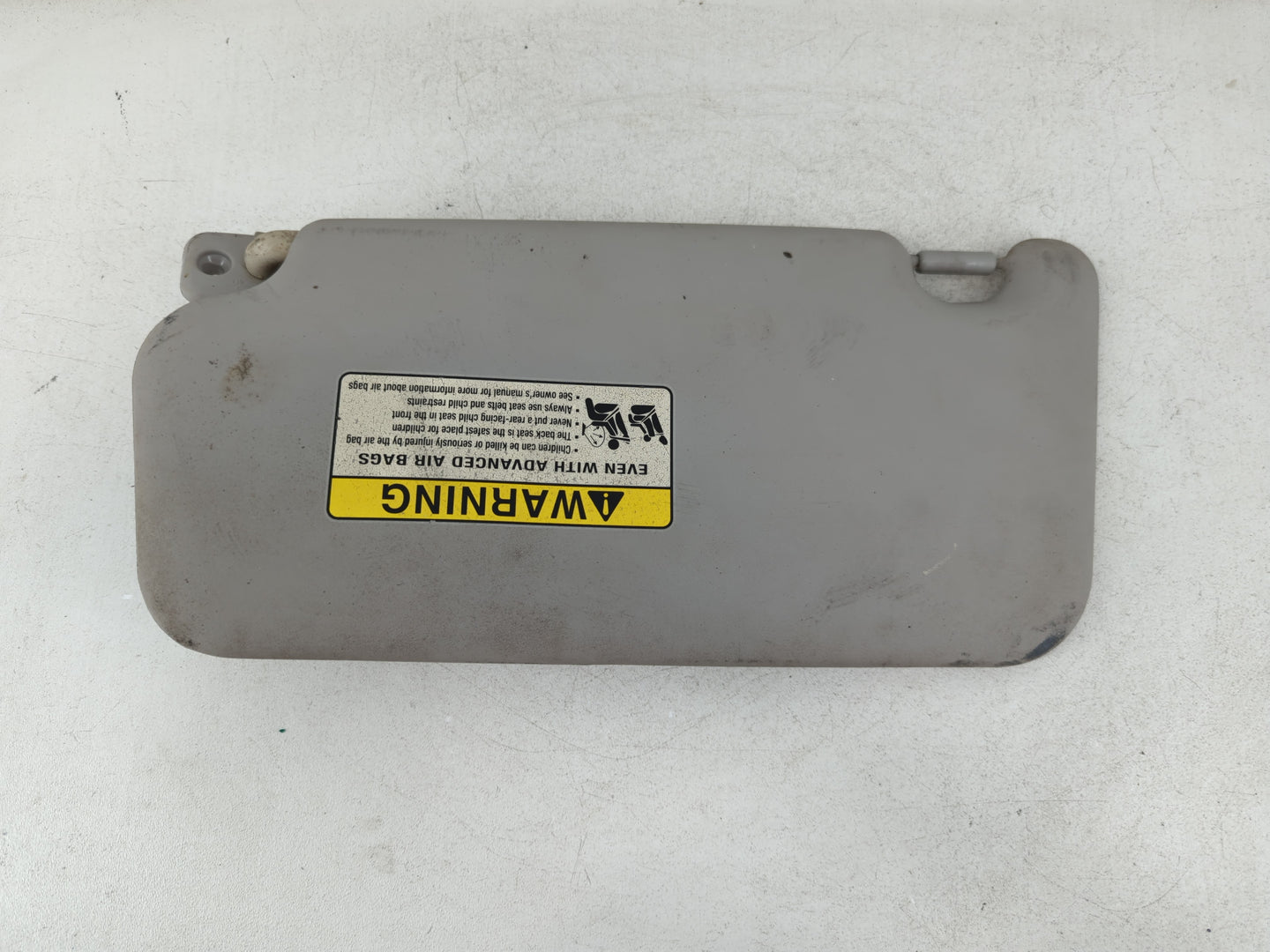2007-2012 Kia Rondo Sun Visor Shade Replacement Passenger Right Mirror Fits Fits 2007 2008 2009 2010 2011 2012 OEM Used Auto