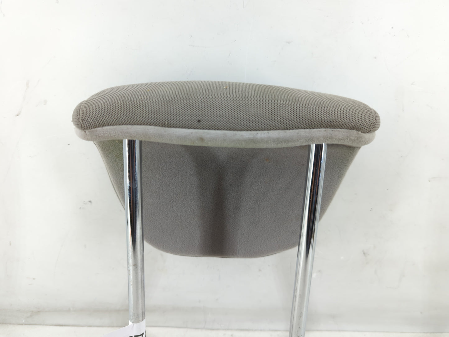 2009 Kia Rondo Headrest Head Rest Rear Center Seat Fits OEM Used Auto Parts - Oemusedautoparts1.com