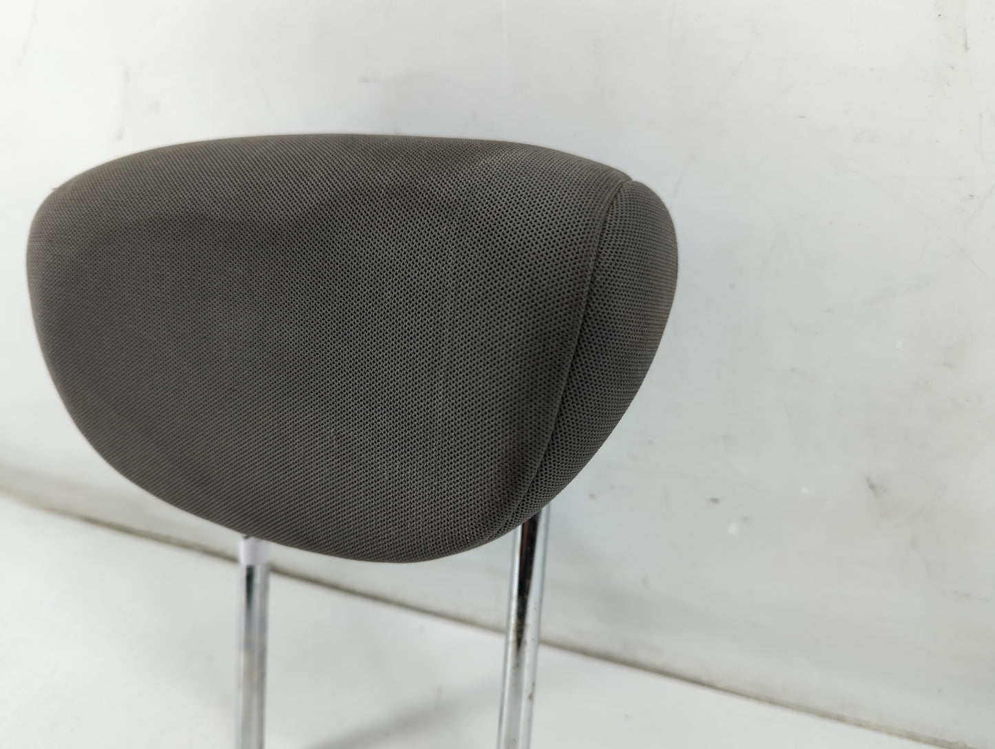 2007-2012 Kia Rondo Headrest Head Rest Rear Seat Fits Fits 2007 2008 2009 2010 2011 2012 OEM Used Auto Parts - Oemusedautopa