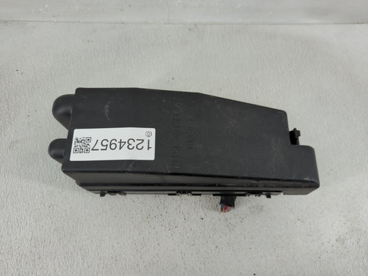 2006-2010 Kia Sedona Fusebox Fuse Box Panel Relay Module P/N:91950 4D040 91950 4D360 Fits Fits 2006 2007 2008 2009 2010 OEM 