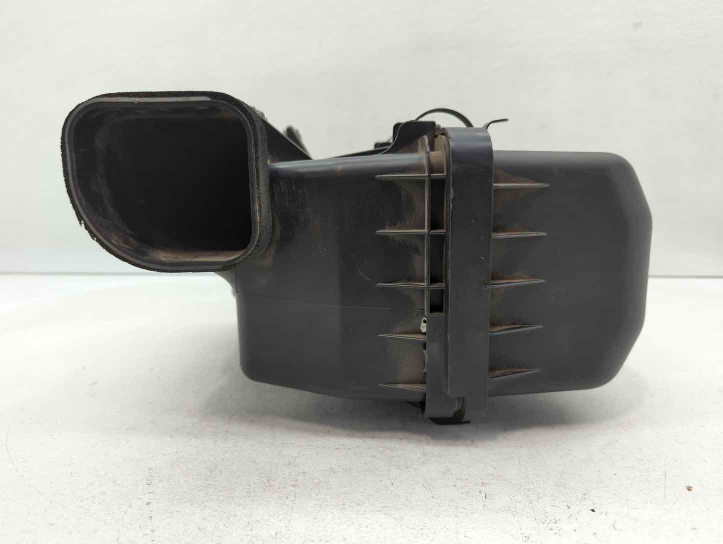 2006-2014 Kia Sedona Air Cleaner Intake-duct Hose Tube - Oemusedautoparts1.com