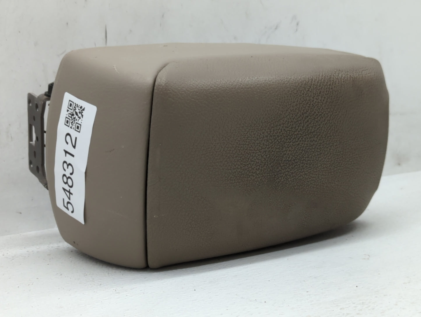 2009 Kia Spectra Center Console Armrest Cover Lid - Oemusedautoparts1.com