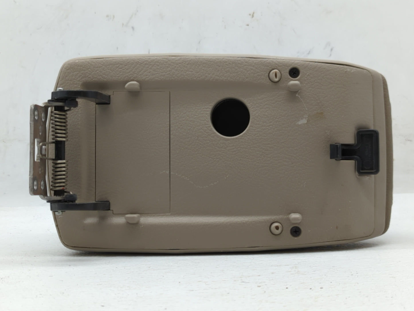 2009 Kia Spectra Center Console Armrest Cover Lid - Oemusedautoparts1.com