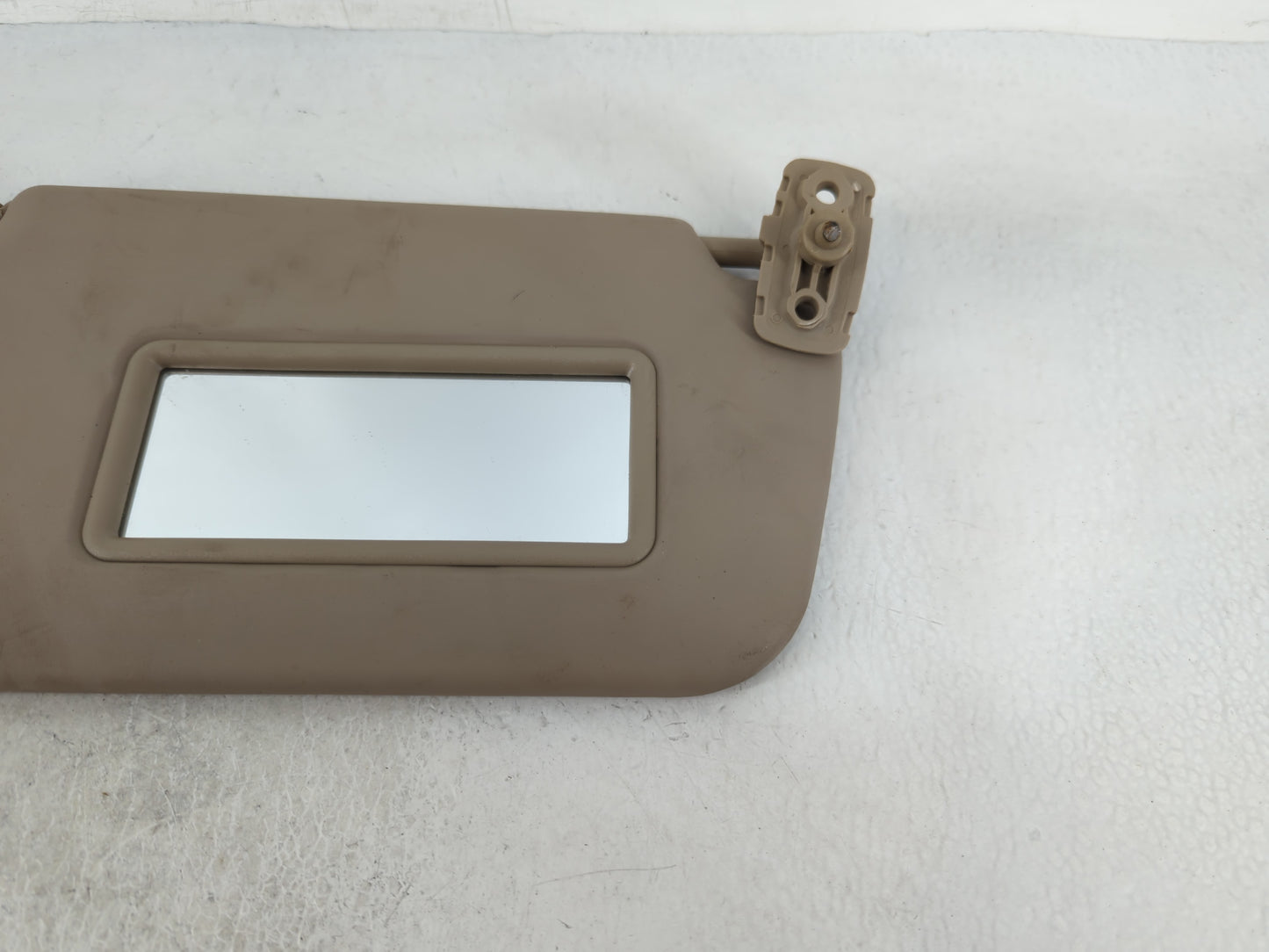 2004-2009 Kia Spectra Sun Visor Shade Replacement Passenger Right Mirror Fits Fits 2004 2005 2006 2007 2008 2009 OEM Used Au