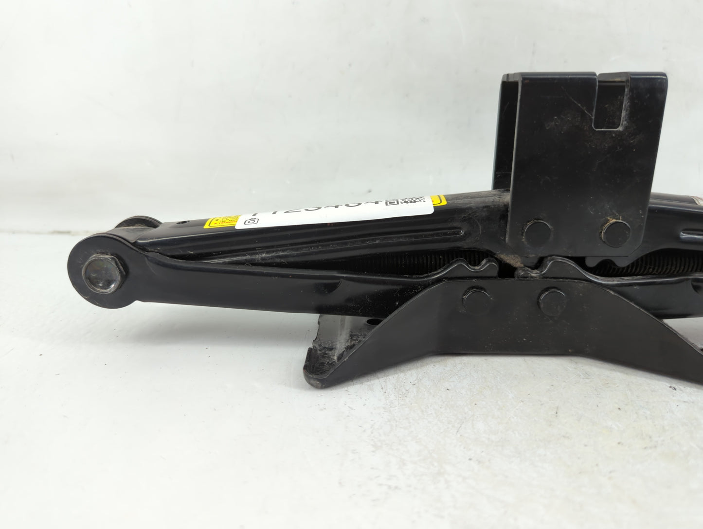 2009 Kia Sportage Spare Scissor Car Jack - Oemusedautoparts1.com