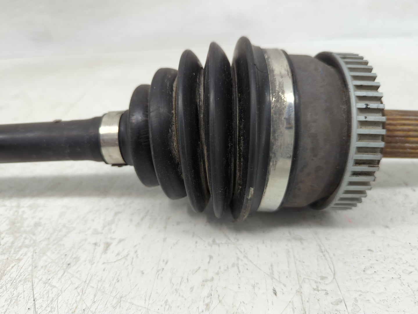 2005-2010 Kia Sportage Axle Shaft Front Driver Cv C/v - Oemusedautoparts1.com