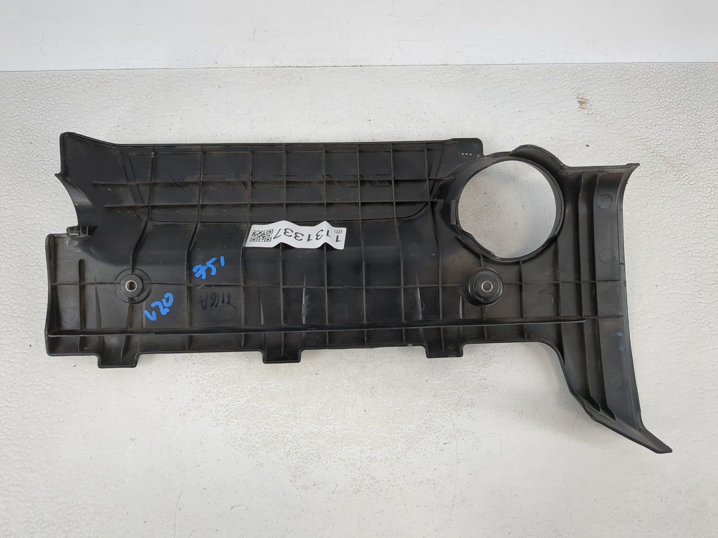 2009 Kia Sportage Engine Cover - Oemusedautoparts1.com