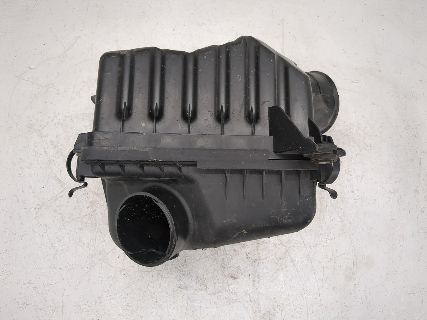 2005-2010 Kia Sportage Air Cleaner Intake-duct Hose Tube - Oemusedautoparts1.com