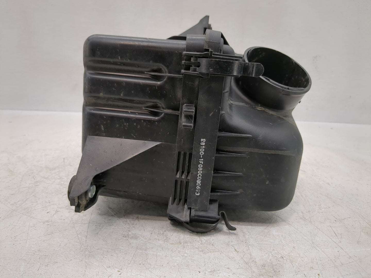2005-2010 Kia Sportage Air Cleaner Intake-duct Hose Tube - Oemusedautoparts1.com