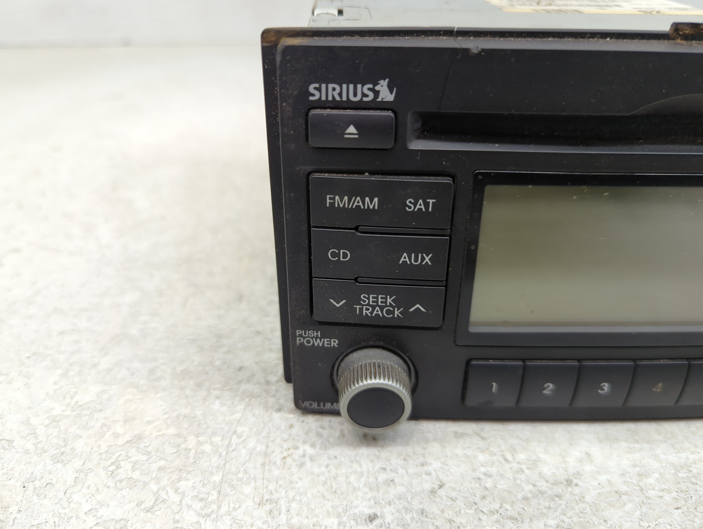 2005-2010 Kia Sportage Radio AM FM Cd Player Receiver Replacement P/N:96160-1F610 Fits Fits 2005 2006 2007 2008 2009 2010 OE
