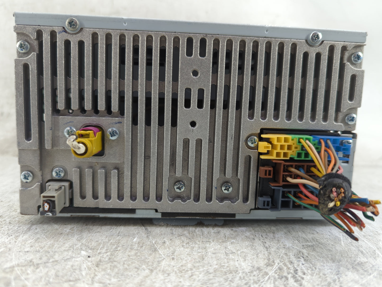 2005-2010 Kia Sportage Radio AM FM Cd Player Receiver Replacement P/N:96160-1F610 96160 1F610 Fits OEM Used Auto Parts - Oem
