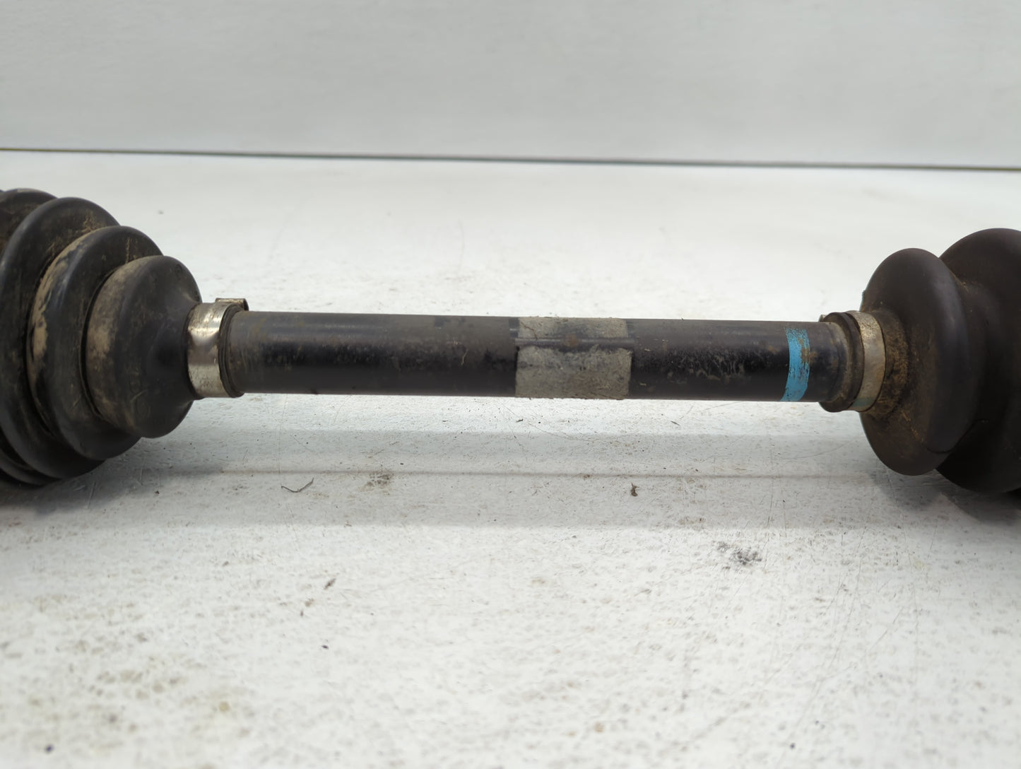 2005-2010 Kia Sportage Axle Shaft Front Driver Cv C/v - Oemusedautoparts1.com