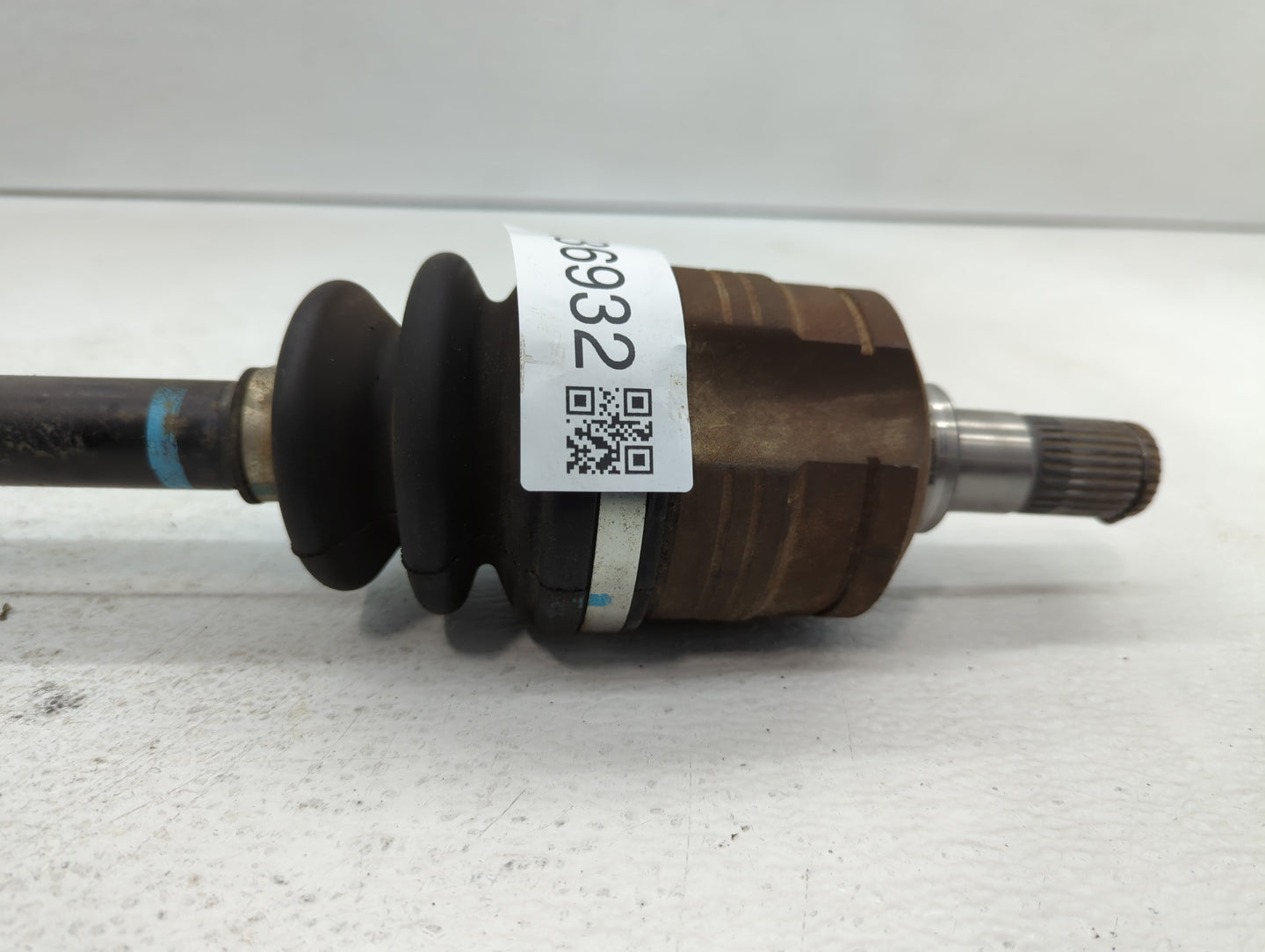 2005-2010 Kia Sportage Axle Shaft Front Driver Cv C/v - Oemusedautoparts1.com