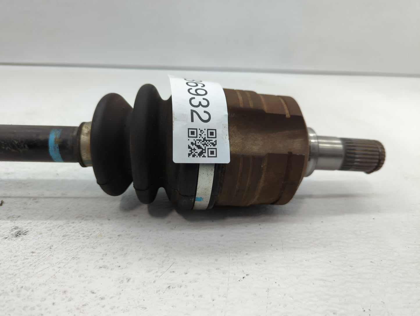 2005-2010 Kia Sportage Axle Shaft Front Driver Cv C/v - Oemusedautoparts1.com