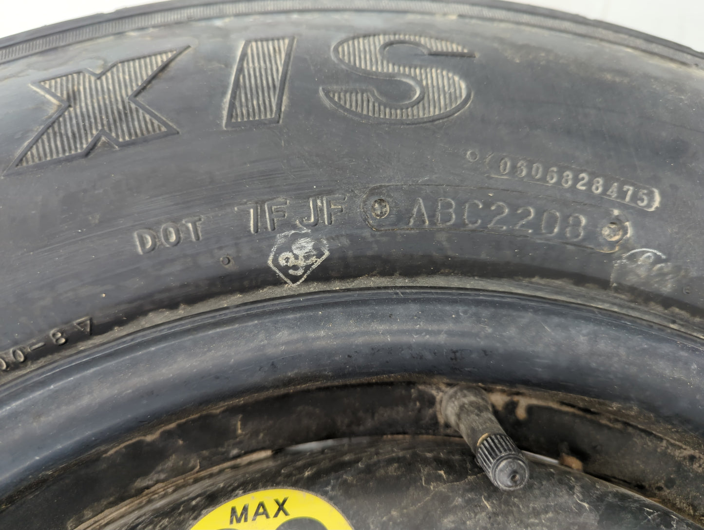 2006-2016 Kia Sportage Spare Donut Tire Wheel Rim Oem 925273 - Oemusedautoparts1.com