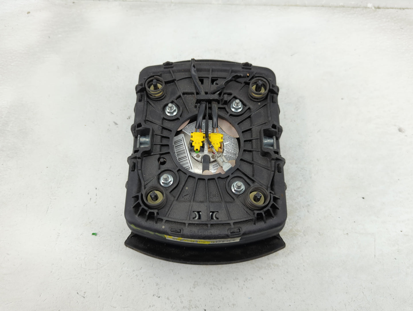 2008-2010 Land Rover Lr2 Air Bag Driver Left Steering Wheel Mounted P/N:C79MF Fits Fits 2008 2009 2010 OEM Used Auto Parts -
