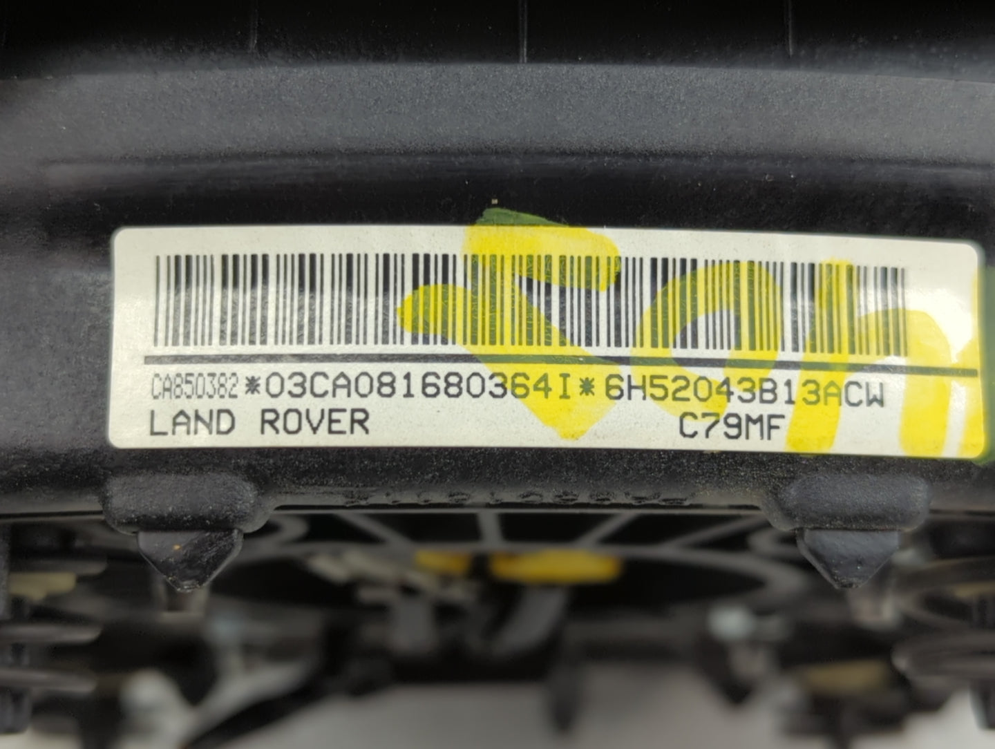 2008-2010 Land Rover Lr2 Air Bag Driver Left Steering Wheel Mounted P/N:C79MF Fits Fits 2008 2009 2010 OEM Used Auto Parts -