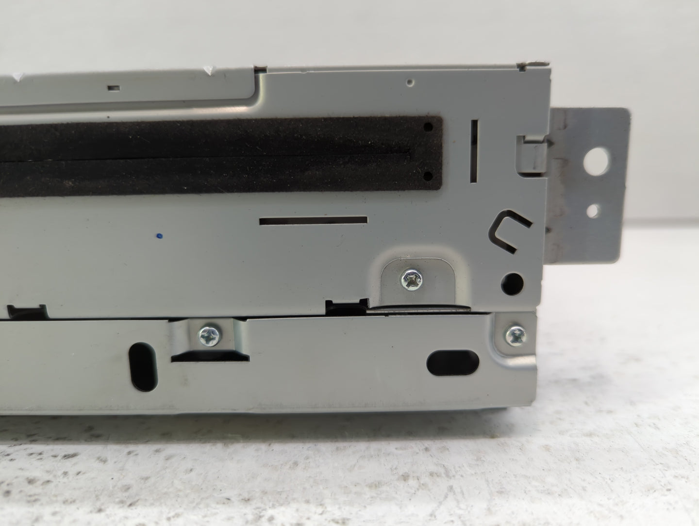 2008-2012 Land Rover Lr2 Radio AM FM Cd Player Receiver Replacement P/N:7G9N-18C815-TA Fits Fits 2008 2009 2010 2011 2012 20