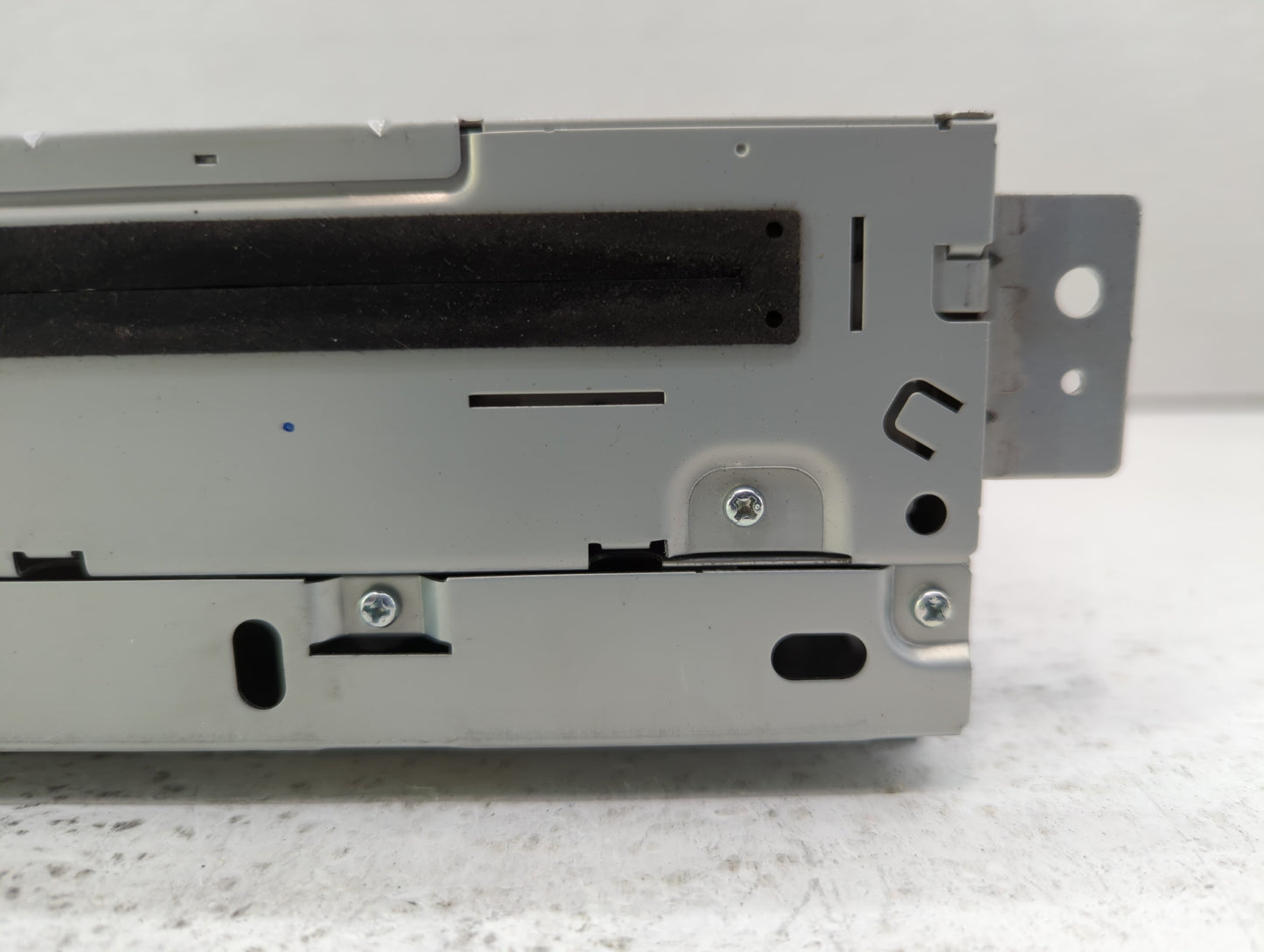 2008-2012 Land Rover Lr2 Radio AM FM Cd Player Receiver Replacement P/N:7G9N-18C815-TA Fits Fits 2008 2009 2010 2011 2012 20