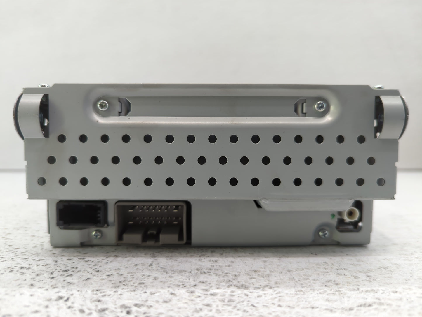 2008-2012 Land Rover Lr2 Radio AM FM Cd Player Receiver Replacement P/N:7G9N-18C815-TA Fits Fits 2008 2009 2010 2011 2012 20