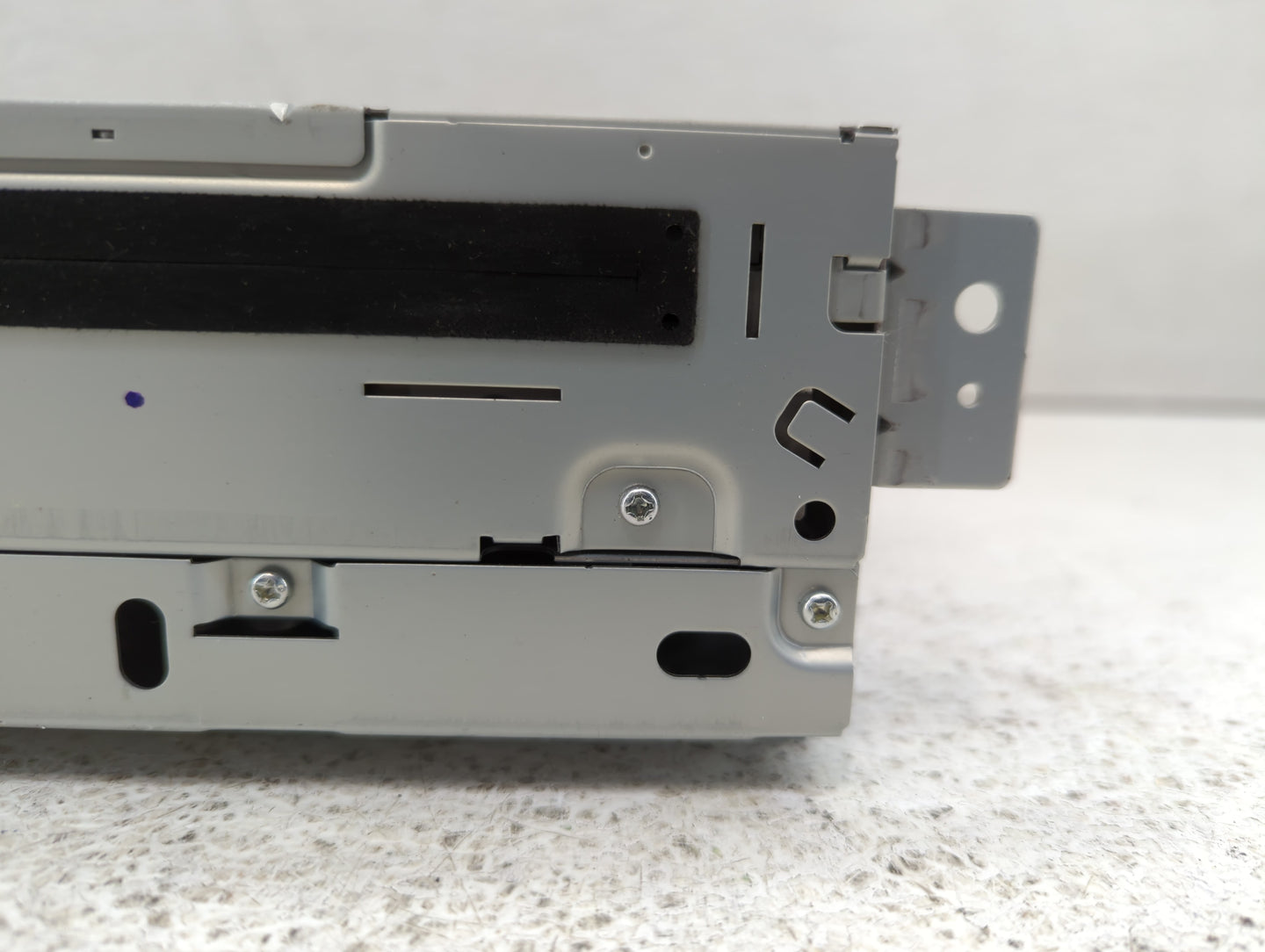 2008-2012 Land Rover Lr2 Radio AM FM Cd Player Receiver Replacement P/N:7G9N-18C815-TA Fits Fits 2008 2009 2010 2011 2012 20