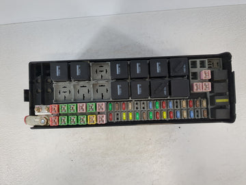 2007-2009 Land Rover Lr3 Fusebox Fuse Box Panel Relay Module P/N:T5 EJBM01 ECC01 Fits Fits 2007 2008 2009 OEM Used Auto Parts