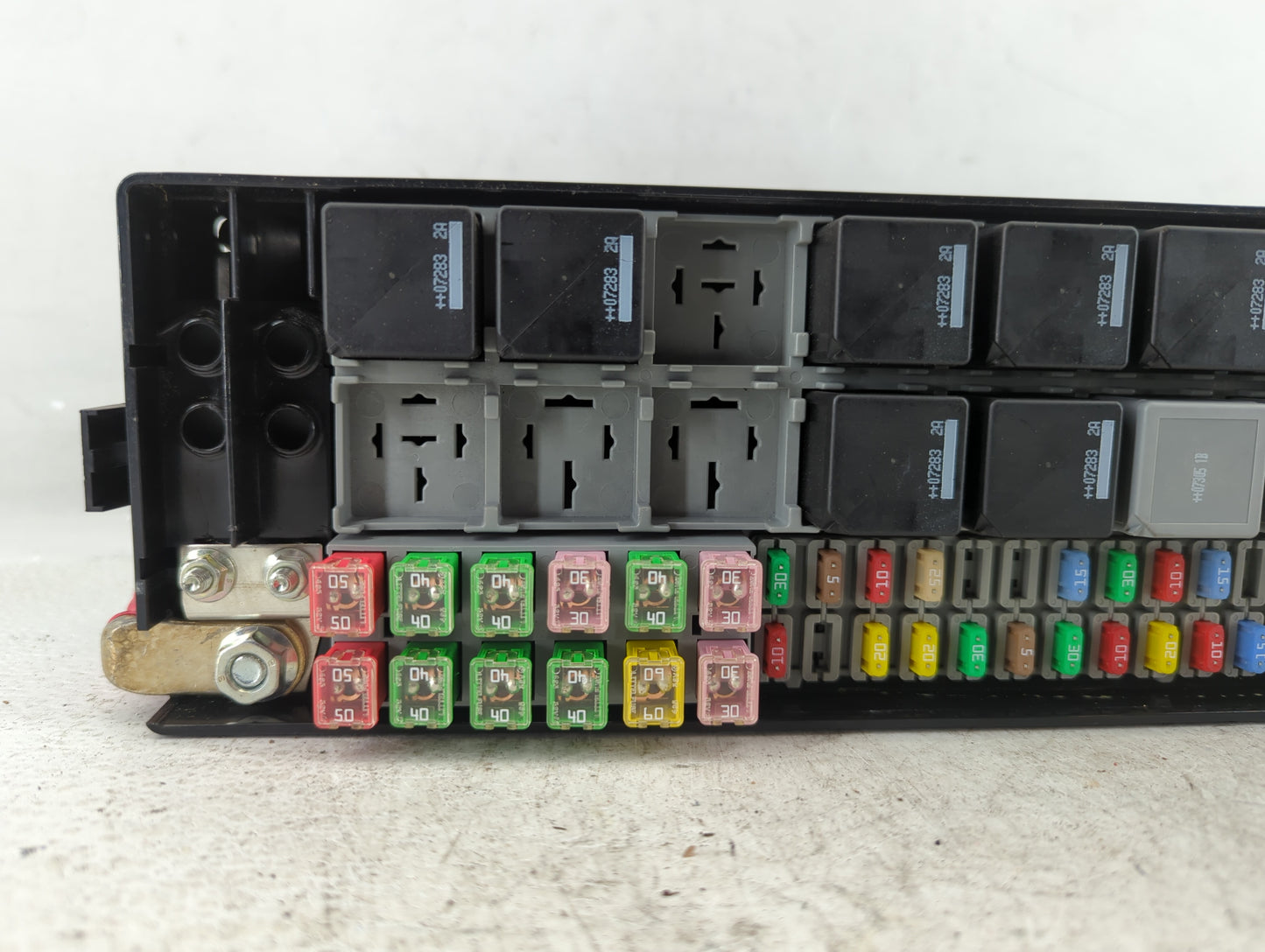 2007-2009 Land Rover Range Rover Fusebox Fuse Box Panel Relay Module P/N:YMB507310C YMB507130C Fits Fits 2007 2008 2009 OEM 