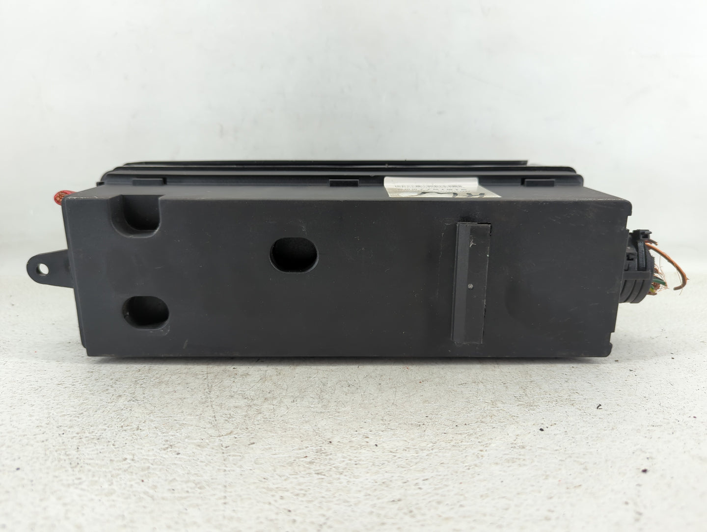 2007-2009 Land Rover Range Rover Fusebox Fuse Box Panel Relay Module P/N:YMB507310C YMB507130C Fits Fits 2007 2008 2009 OEM 