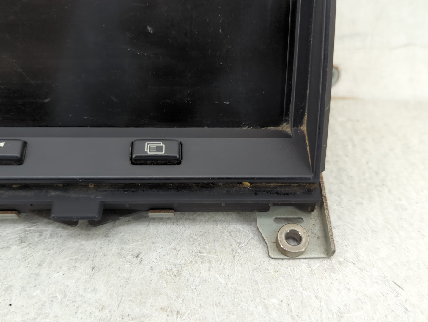 2006-2009 Land Rover Range Rover Sport Information Display Screen - Oemusedautoparts1.com