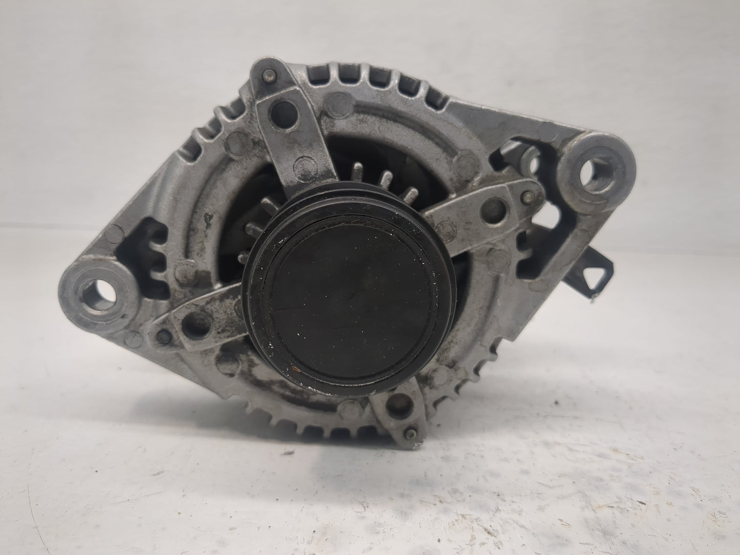 2007-2018 Lexus Es350 Alternator Replacement Generator Charging Assembly Engine OEM P/N:27060-31111-84 Fits OEM Used Auto Pa